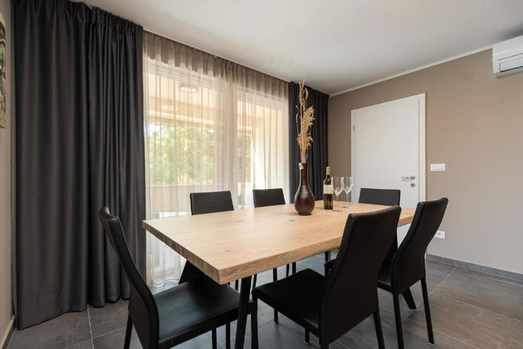 Vista Mare Apartment بوريتش المظهر الخارجي الصورة